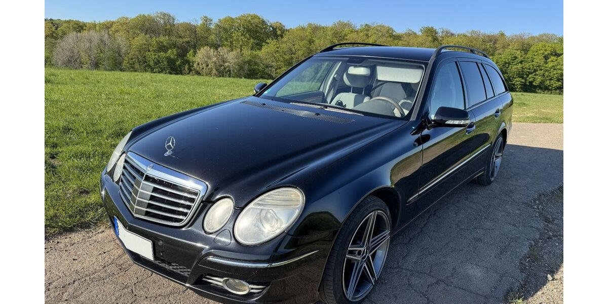 Mercedes-Benz E 220 321.800 km 2.500 &euro; Illingen 66557