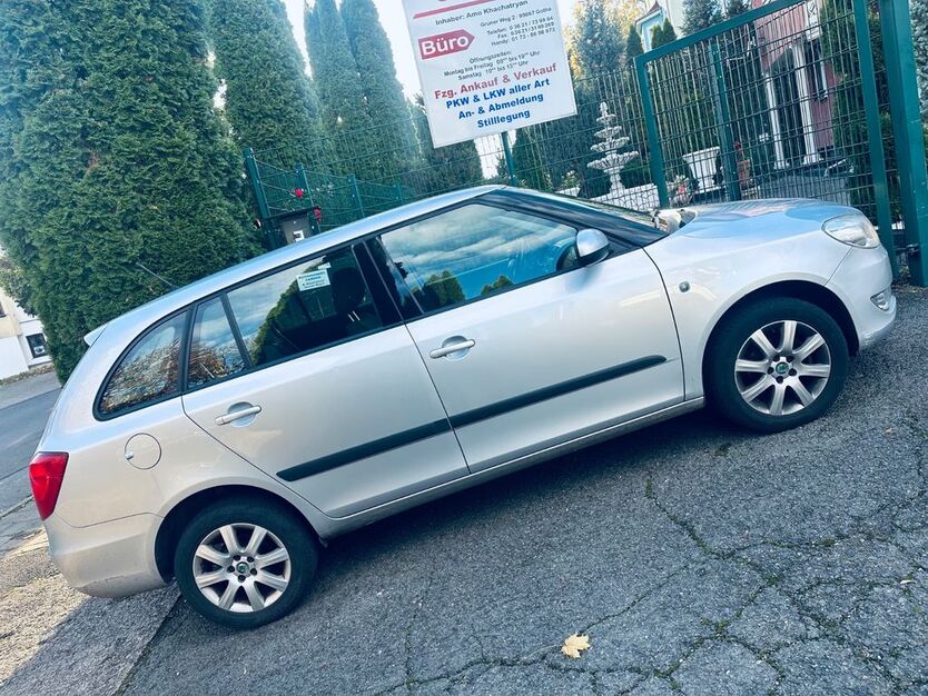 Skoda Fabia 298.000 km 1.599 € Gotha 99867