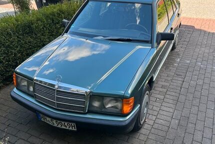 Mercedes-Benz 190 242.000 km 6.500 € Bargteheide 22941