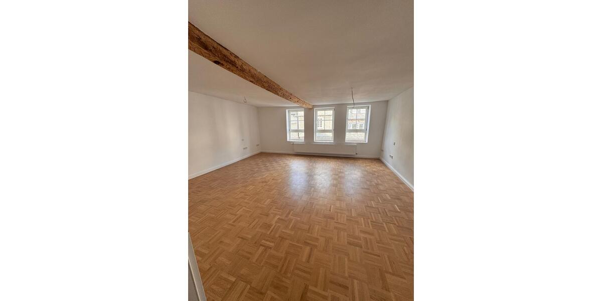 Etagenwohnung Herborn - 4.5 Zimmer, 143 m&sup2;, 1.200&euro; | Angebot:26336725