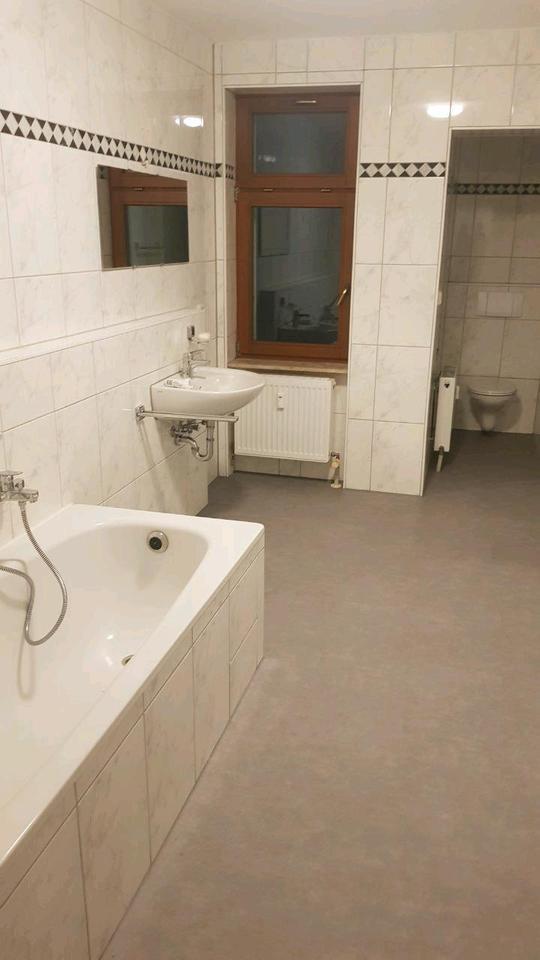 WG-Zimmer in einer 4 WG-Zimmer