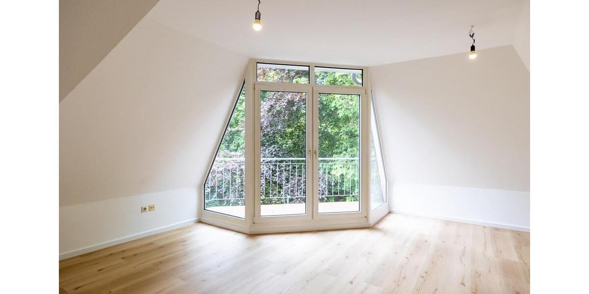 Dachgeschoßwohnung Delmenhorst - 2 Zimmer, 64 m&sup2;, 540&euro; | Angebot:26680286