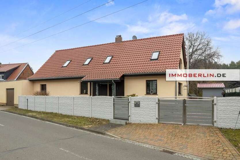 Haus zum Kaufen in Wittenberg 350.000 € 180 m²