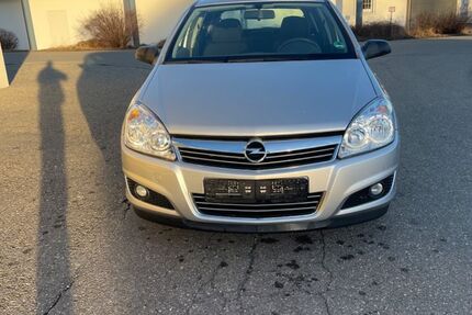 Opel Astra 35.760 km 4.800 &euro; Trossingen 78647
