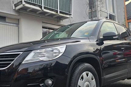 VW Tiguan 151.000 km 6.500 &euro; Coburg 96450