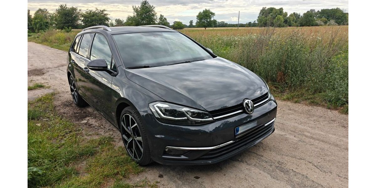 VW Golf 111.111 km 16.199 &euro; Blankenfelde 15827