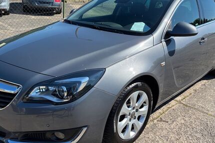 Opel Insignia 74.000 km 9.490 &euro; Bad Blankenburg 07422