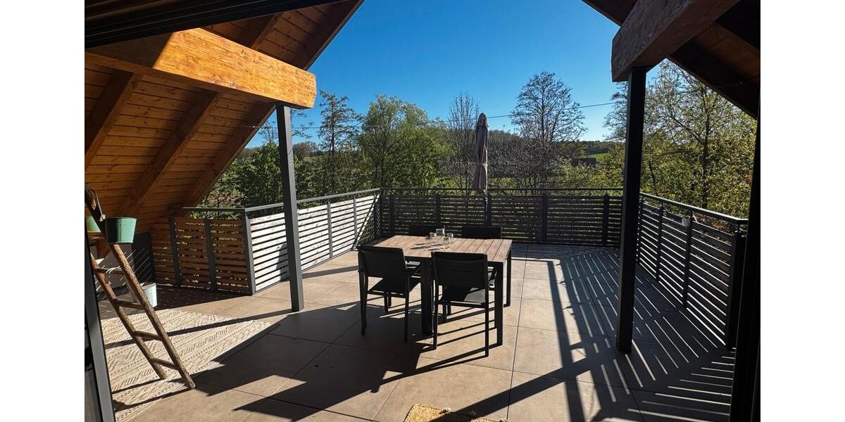 Dachgeschoßwohnung Stegaurach - 5 Zimmer, 180 m&sup2;, 2.300&euro; | Angebot:26288325