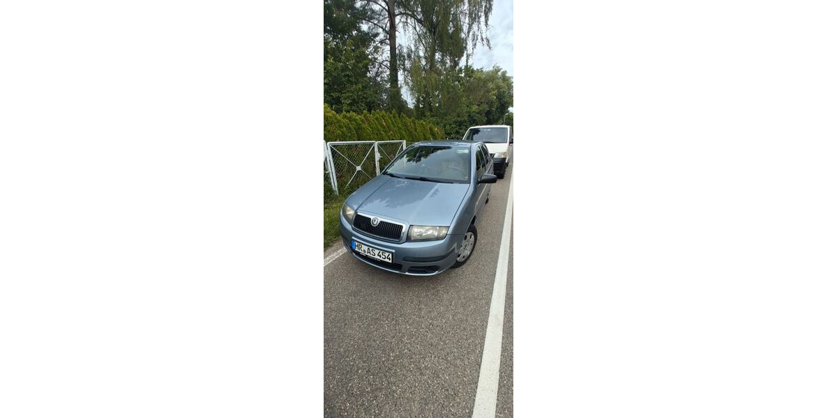 Skoda Fabia 151.000 km 2.299 &euro; Fellbach 70734