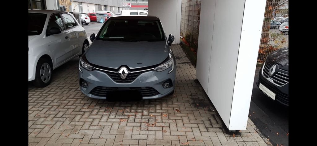 Renault Clio 120.000 km 9.400 &euro; Troisdorf 53844