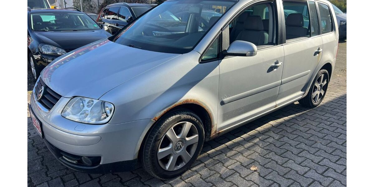 VW Touran 300.000 km 1.300 &euro; Viernheim bei Mannheim 68519
