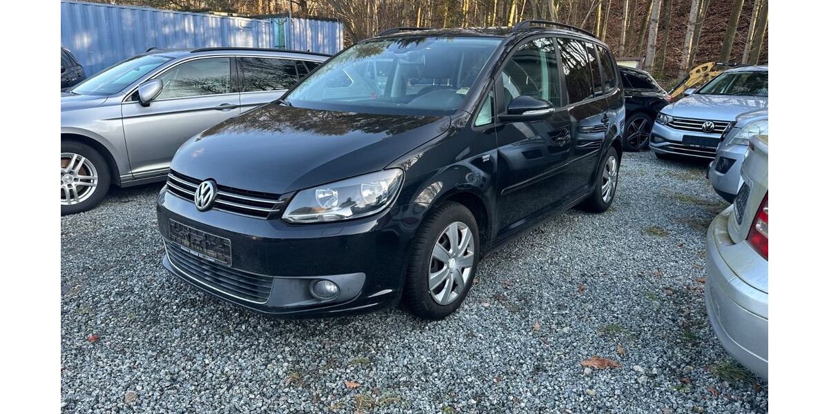 VW Touran 99.962 km 13.690 &euro; Lübeck 23556