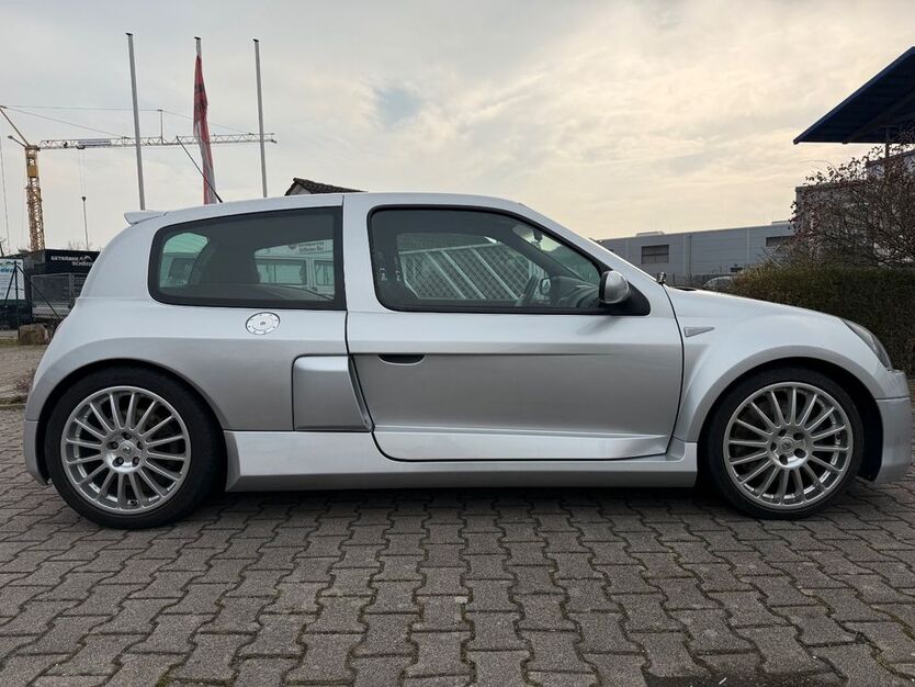 Renault Clio 41.077 km 67.900 € Eggenstein-Leopoldshafen 76344