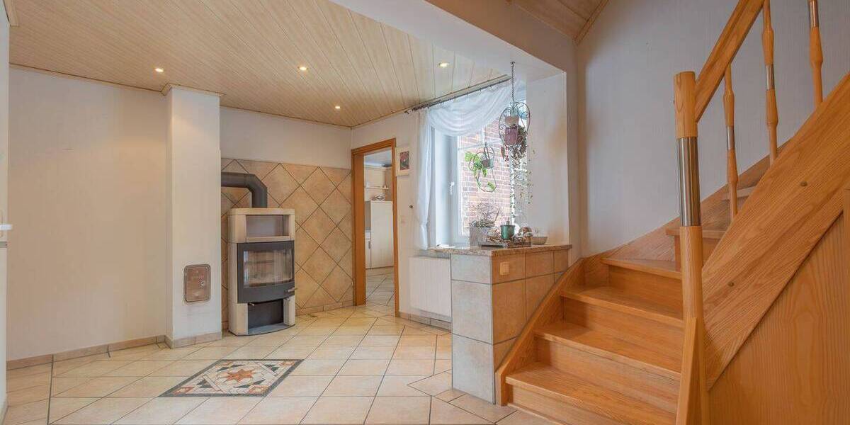 Mehrfamilienhaus, Wohnhaus Fockbek - 6 Zimmer, 200 m&sup2;, 1.490&euro; | Angebot:26433587