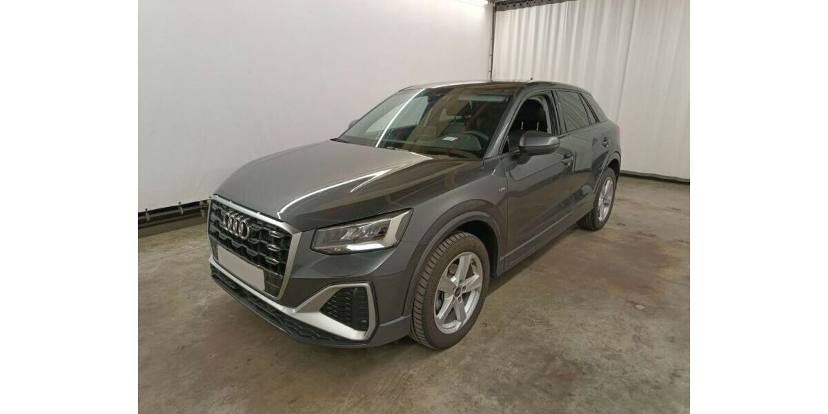 Audi Q2 13.300 km 28.420 &euro; Paderborn 33100