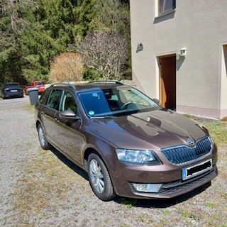 Skoda Octavia 110.000 km 14.900 &euro; Breitenbrunn 08359