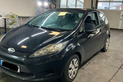 Ford Fiesta 124.100 km 4.490 &euro; München 80995