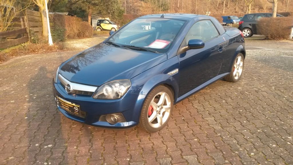 Opel Tigra 124.000 km 850 &euro; Bebra 36179