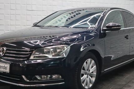 VW Passat 113.809 km 14.690 &euro; Freising bei München 85354