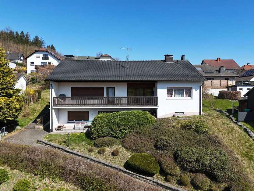 Haus zum Kaufen in Werdohl 250.000 € 217 m²