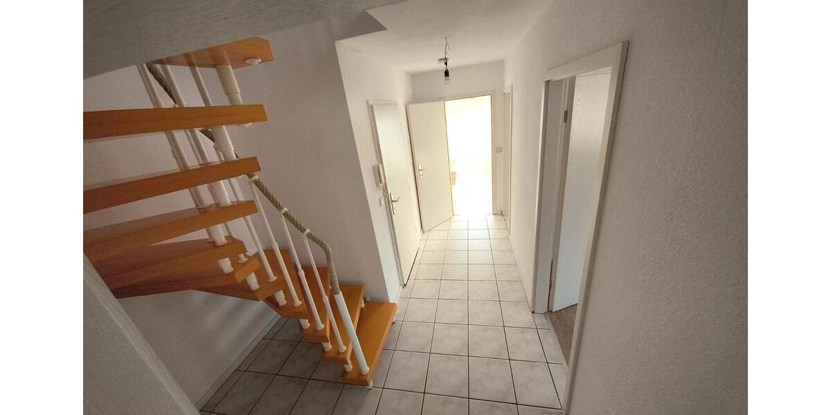 Maisonettenwohnung Rottenburg am Neckar - 3 Zimmer, 96 m&sup2;, 952&euro; | Angebot:26661642