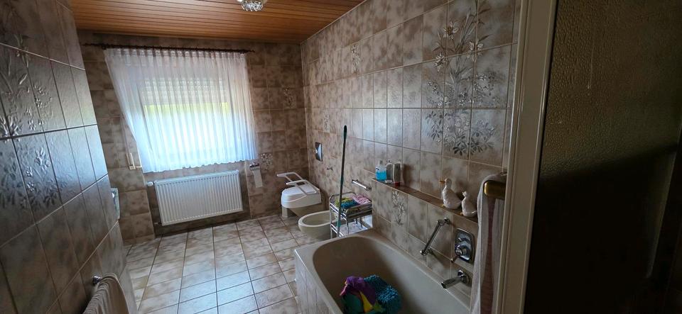 Einfamilienhaus Dietfurt an der Altmühl - 7 Zimmer, 111 m&sup2;, 379.000&euro; | Angebot:26957535