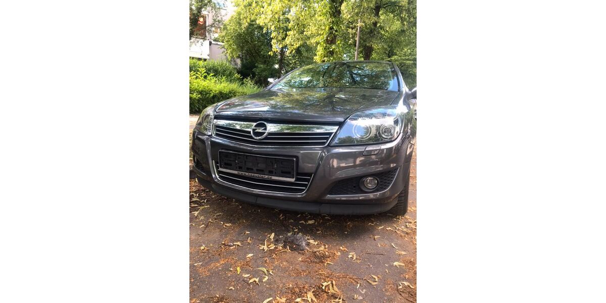 Opel Astra 221.700 km 3.950 &euro; München 81243
