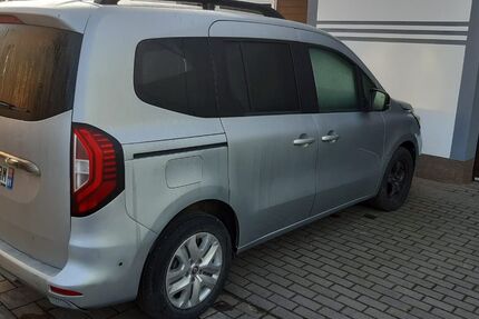 Renault Kangoo 6.200 km 17.900 &euro; Grebenau - Schwarz 36323