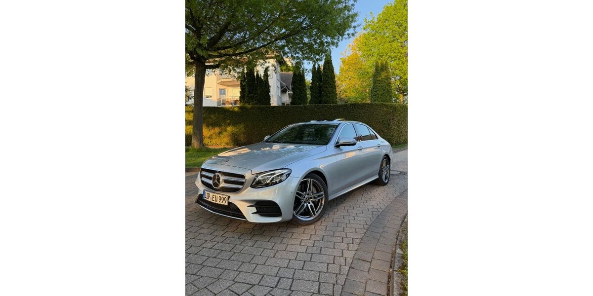 Mercedes-Benz E 350 133.000 km 27.499 &euro; Lügde 32676