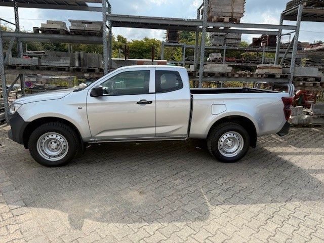 D-Max