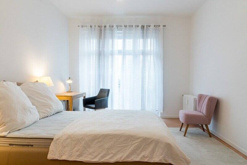 LuxusWohnung mit zwei Zimmern!