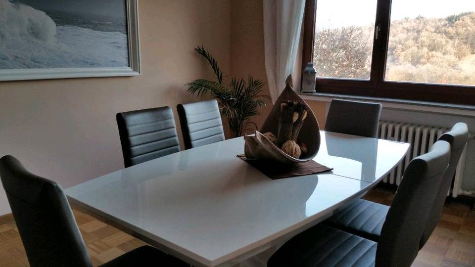 Erdgeschoßwohnung Wiehl - 4 Zimmer, 116 m&sup2;, 970&euro; | Angebot:26384278