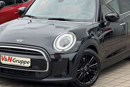 Mini Cooper 23.649 km 26.920 € Hamm 59063