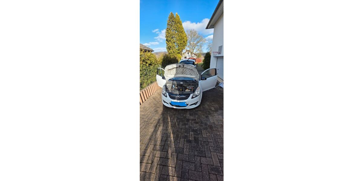 Opel Corsa 158.512 km 2.999 &euro; Oberaula 36280