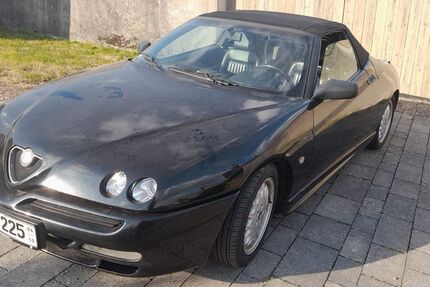 Alfa Romeo Spider 186.000 km 6.800 &euro; Budenheim 55257
