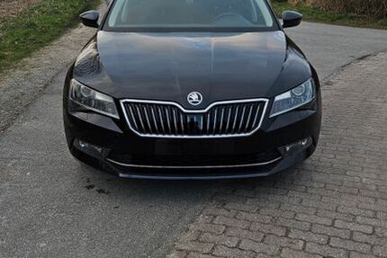 Skoda Superb 268.475 km 12.900 &euro; Heide 25746