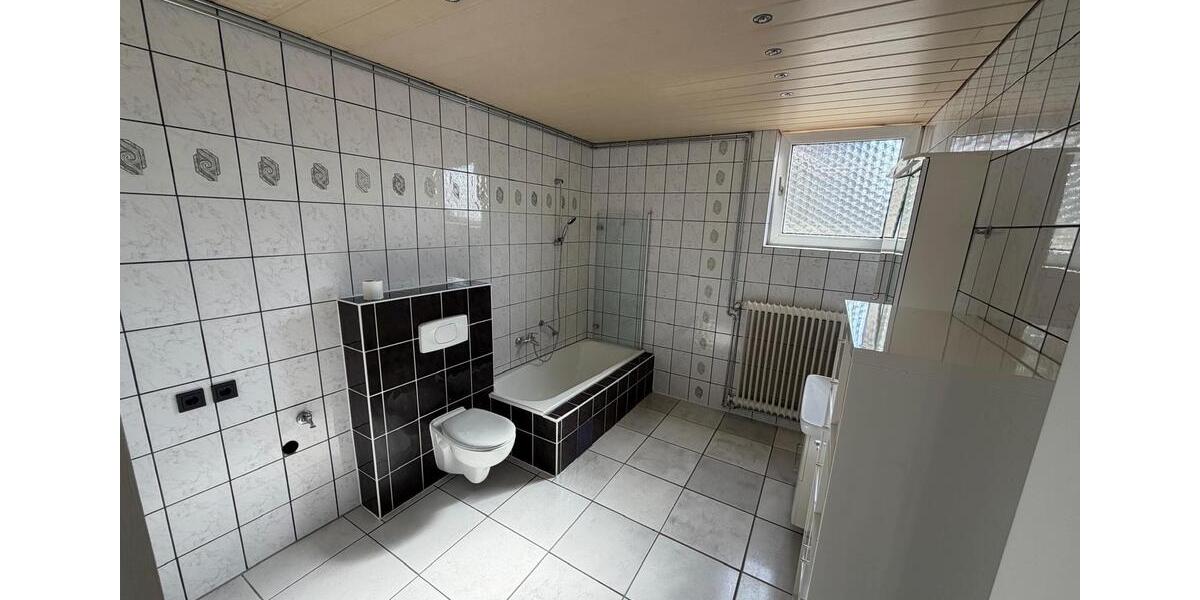 Erdgeschoßwohnung Reinheim - 2 Zimmer, 70 m&sup2;, 790&euro; | Angebot:26311658