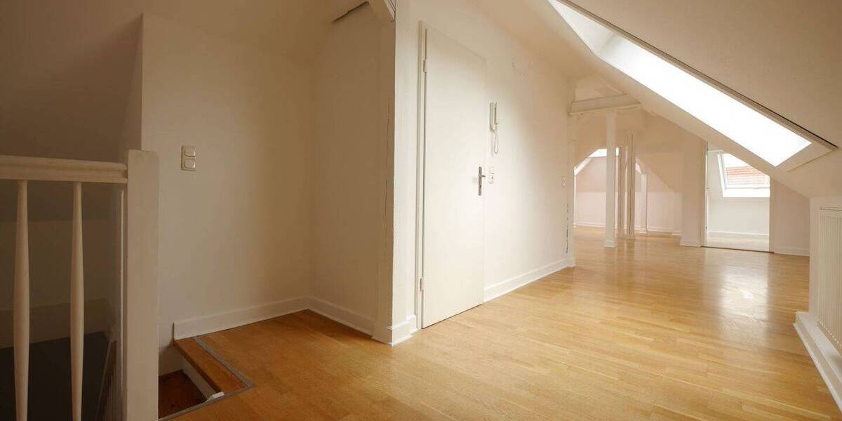 Etagenwohnung Weimar Westvorstadt - 2 Zimmer, 63 m&sup2;, 650&euro; | Angebot:26891503