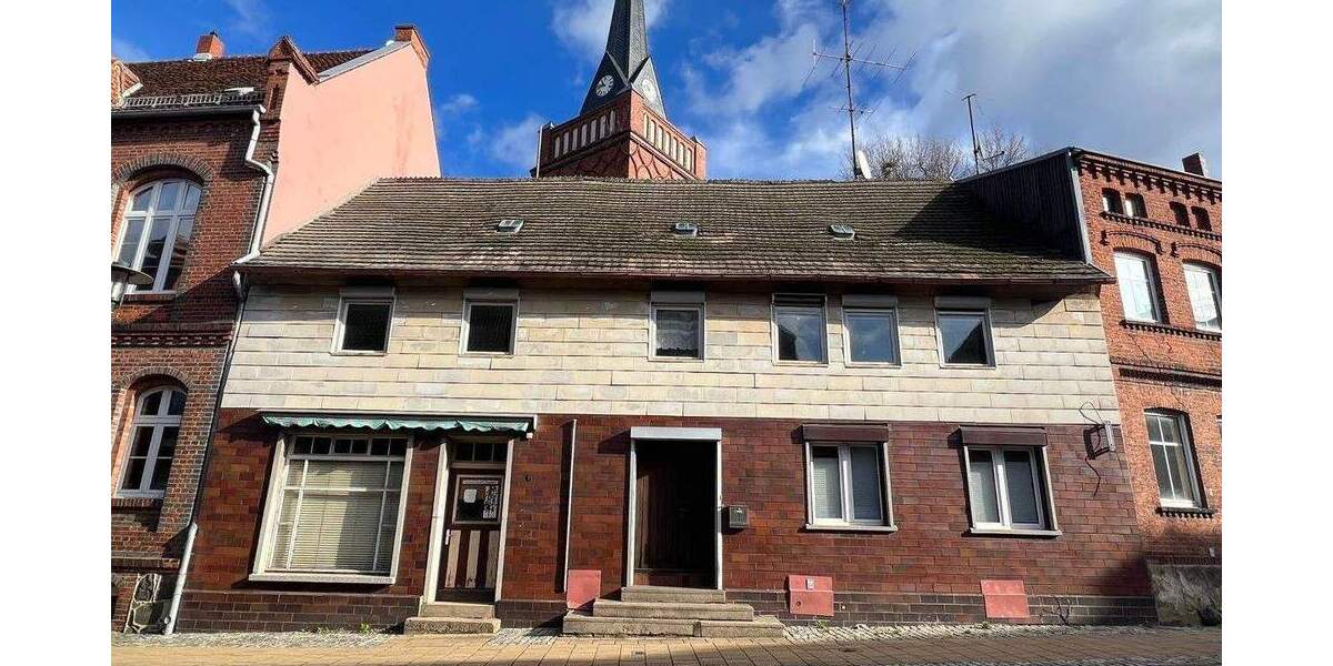 Mehrfamilienhaus, Wohnhaus Putlitz - 7 Zimmer, 165 m&sup2;, 53.000&euro; | Angebot:25069366