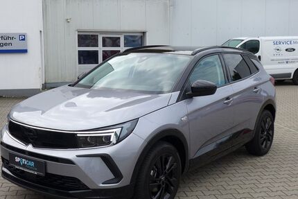 Opel Grandland (X) 31.398 km 22.990 € Aurich 26603