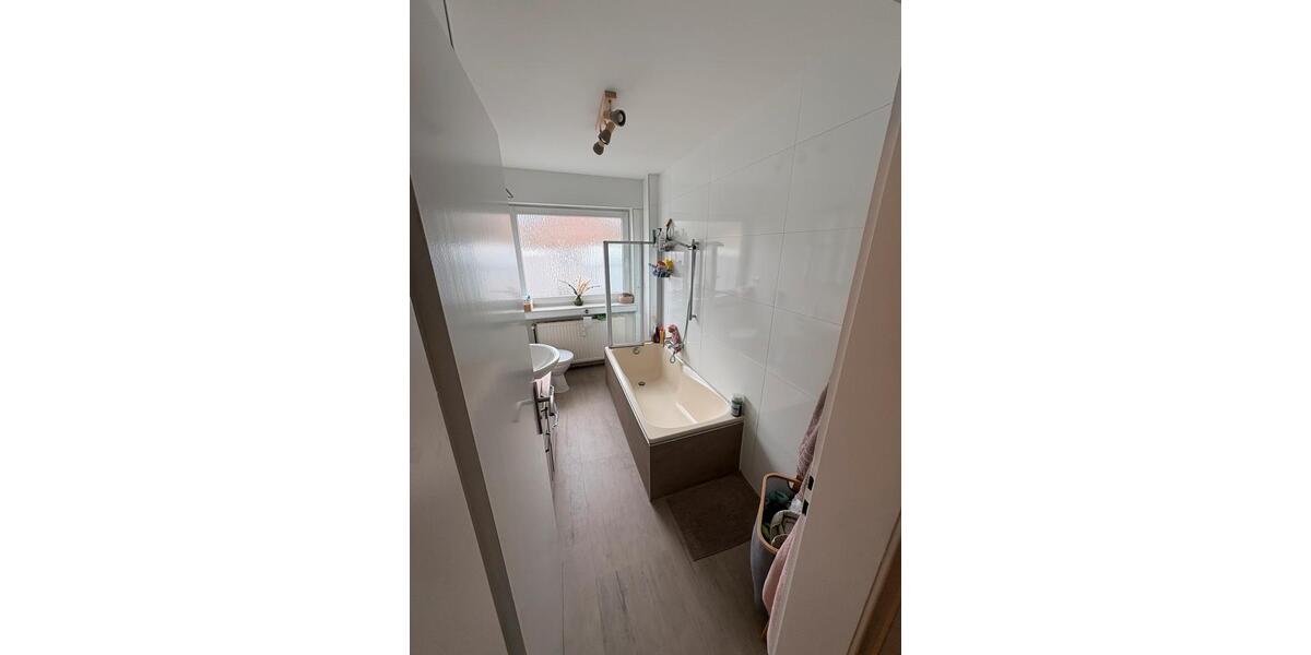 Erdgeschoßwohnung Recklinghausen Hillerheide - 3 Zimmer, 78 m&sup2;, 1.020&euro; | Angebot:26659111