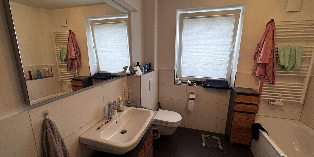 Doppelhaushälfte Buchholz in der Nordheide Steinbeck - 5 Zimmer, 162 m&sup2;, 2.250&euro; | Angebot:24710209