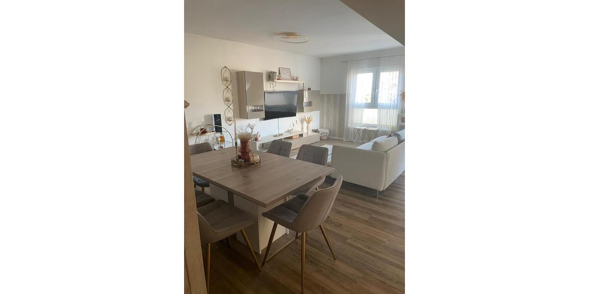 Dachgeschoßwohnung Bremerhaven - 4 Zimmer, 80 m&sup2;, 248.000&euro; | Angebot:27153425