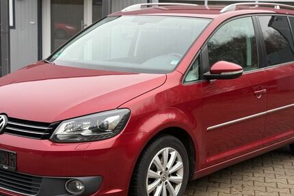 VW Touran 273.000 km 6.400 &euro; Sögel 49751