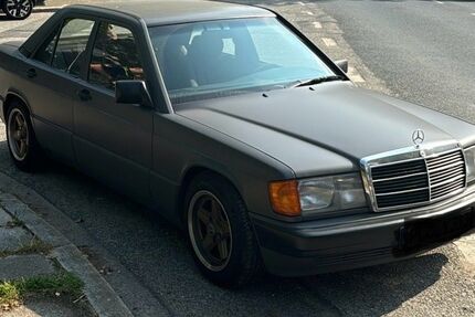Mercedes 190