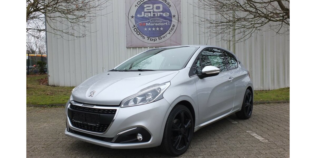 Peugeot 208 1.2 PURE TECH ALLURE KLIMAPDC SHZ SPORT LMF 98.599 km 7.500 &euro; Köln 50858