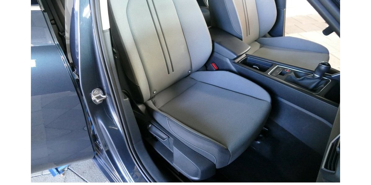 Seat Leon 1.5 TSI 85 kW Style 10.920 km 21.500 &euro; Wülfershausen 97535