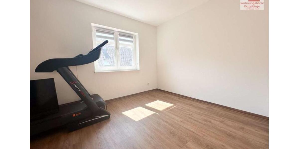 Etagenwohnung Ehrenfriedersdorf - 4 Zimmer, 86 m&sup2;, 783&euro; | Angebot:25790616