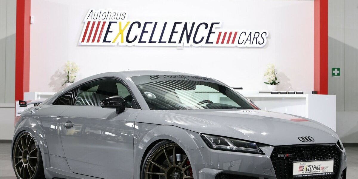 Audi TT RS COUPE 2.5 TFSI QUATTRO NARDO+BLACK+GOLD 40.000 km 55.555 &euro; Hamm 59077