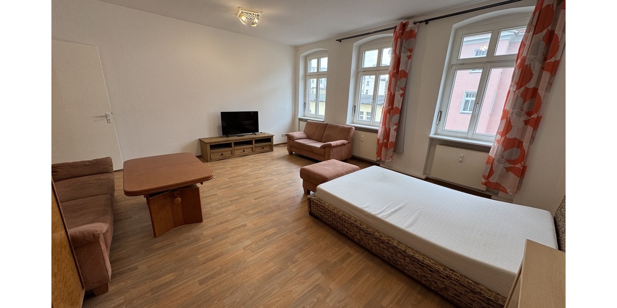 Direkte Innenstadtlage! möblierte 2 Zimmerwohnung mit Balkon! - Etagenwohnung Gera Debschwitz | Angebot:26876779